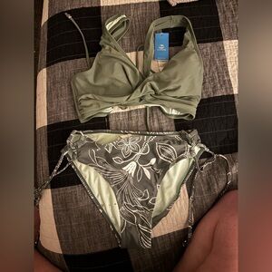 Cupshe Olive Green Twist Bikini Set with Printed Tie-Side Bottoms